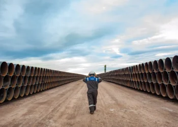Techint enfrenta un nuevo revés: pierde la oportunidad de vender caños y construir un vital gasoducto para Vaca Muerta