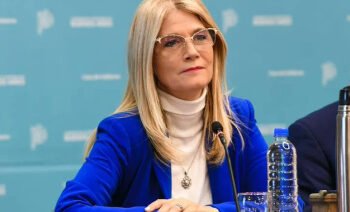 Duro cruce por educación: Magario le exige a Milei “que no digan mentiras” sobre el Plan de Alfabetización.