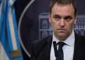 La oposición insiste en interpelar a Adorni tras nuevas revelaciones sobre gastos no declarados