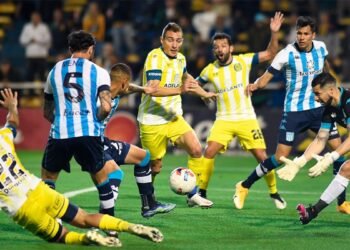 Rosario Central y Racing: Un Clásico en Busca de la Gloria en Cuartos de Final del Apertura