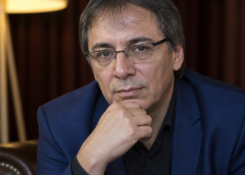 Gabriel Rolón, Psicólogo: “Ese instante donde lo que fuiste, lo que deseas ser y lo que temes coexisten es irrepetible siempre”
