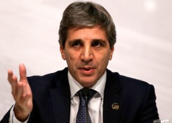 El Gobierno reporta superávit fiscal en abril, acumulando cuatro meses de resultados positivos