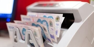 Salarios: las empresas revisan proyecciones y anticipan aumentos más significativos para este año