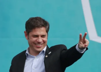 El cristicamporismo intenta influir en la decisión de Kicillof ante la marcha por CFK