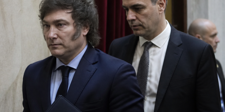 Javier Milei y sus medidas: Adorni busca relanzar su gestión tras la controversia por la declaración jurada