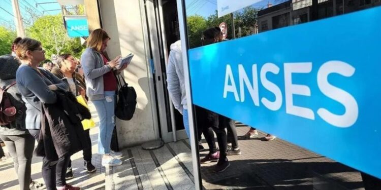 ANSES: beneficiarios que reciben pagos hoy, 24 de junio de 2026