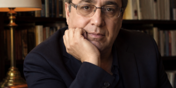 Gabriel Rolón: ‘Siempre habrá una herida, una ausencia que se siente a tu lado y te emociona con un recuerdo’