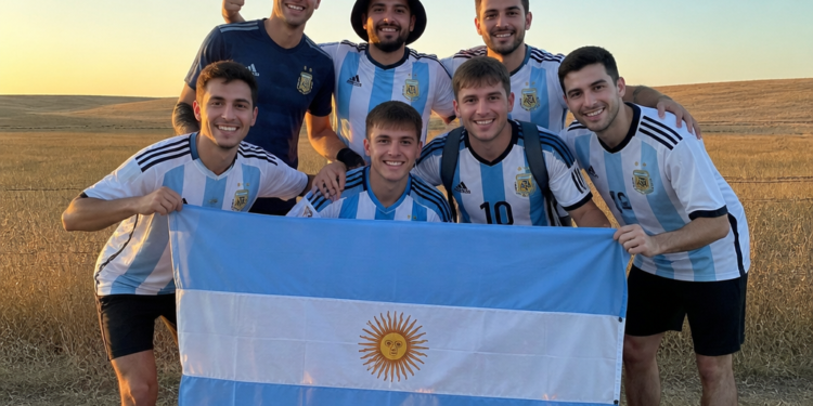 La insólita hazaña de siete amigos argentinos en Kansas por la Selección nacional