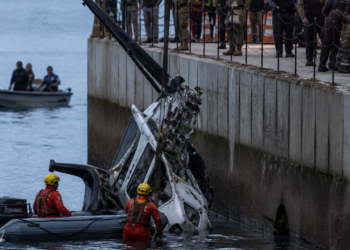 Trágico accidente aéreo en Río de Janeiro: un helicóptero previamente multado estaba involucrado