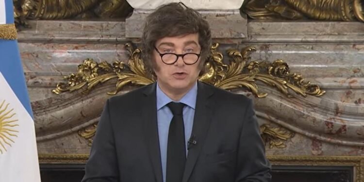 El Gobierno eleva los salarios en sectores específicos de la administración pública
