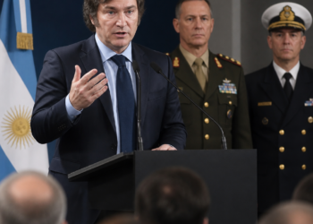 El Gobierno implementará un adicional por formación académica para las Fuerzas Armadas