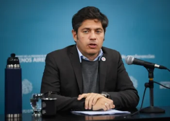 Kicillof denuncia que la Nación retiene créditos internacionales por más de U$S 1.000 millones