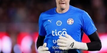 Orlando Gill, estrella del Mundial con Paraguay, atrae la atención de grandes clubes europeos mientras San Lorenzo celebra