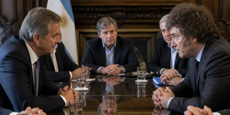 El Gobierno intenta avanzar con la reforma electoral en medio de tensiones con gobernadores y el PRO
