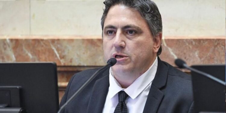 Paoltroni confirmó que el oficialismo busca tratar la reforma electoral en este mes