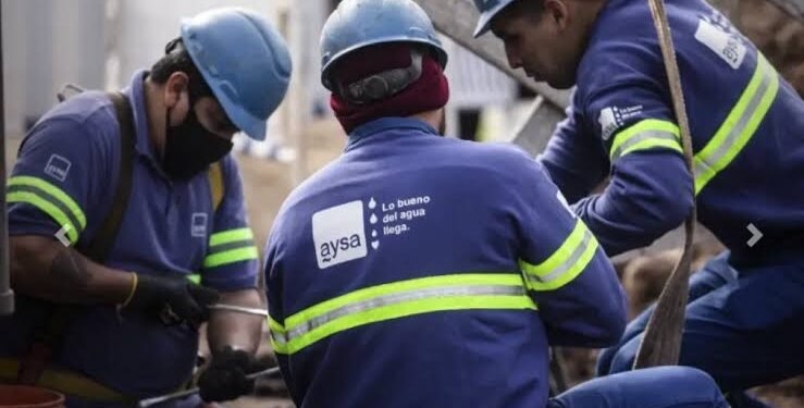 Privatización de AySA: El esquema tarifario y la hoja de ruta hacia 2027