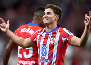 El futuro de Julián Álvarez: entre el interés del Arsenal y la presión del Atlético de Madrid