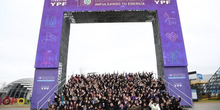 Un encuentro transformador: 250 becarios descubren la industria energética
