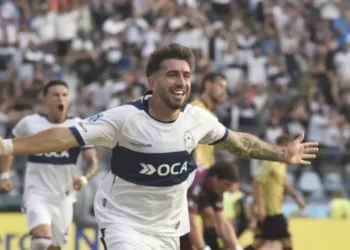 Gimnasia se impone a Aldosivi y se aproxima a la cúspide de la zona B