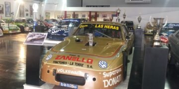 Celebración de 89 años del TC: la historia detrás de 100 autos icónicos y su preservación