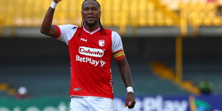Una trayectoria llena de altibajos: Hugo Rodallega desafía a River Plate en la Sudamericana