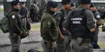 El Gobierno implementa un aumento salarial para empleados públicos, militares y fuerzas de seguridad