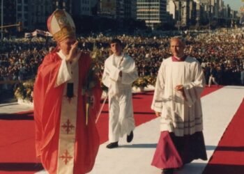 Las dos únicas visitas de un Papa a la Argentina: 1982 y 1987