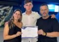 “Si me permite, con la 48, ¡mi hijo!”: la emoción de Hernán Feler al relatar por primera vez un partido de Luca en Vélez frente a Boca