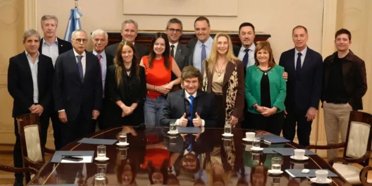 Javier Milei regresa al país: entrevistas y próximas reuniones en la agenda