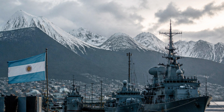 Con miras al fortalecimiento en Malvinas, el Gobierno asignará más de $300 mil millones para la Base Naval de Ushuaia en 2027