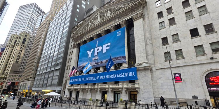 Nuevo capítulo en el juicio por YPF: Burford Capital apela ante el tribunal del Banco Mundial