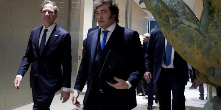 El embajador argentino en EE.UU. explica la ausencia de reunión entre Milei y Trump