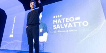 De una idea surgida a los 17 años a un galardón internacional: la apuesta de Mateo Salvatto por la tecnología inclusiva