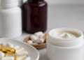 La Anmat prohíbe dos suplementos vitamínicos y una crema para problemas óseos