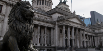 Reconfiguración fiscal y ajustes en los ingresos y gastos del Estado y provincias