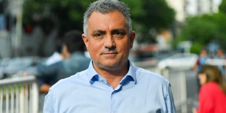Sebastián Pareja: ‘La Provincia necesita una reforma de fondo y una motosierra total’