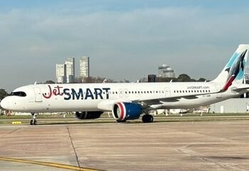 La Argentina reabre sus cielos internos a aerolíneas extranjeras: JetSmart Chile obtiene aprobación para operar