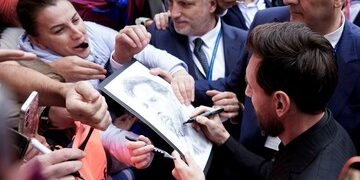 Entusiasmo por Messi en Oviedo: el astro argentino ya se encuentra en España para recibir el Premio Princesa de Asturias