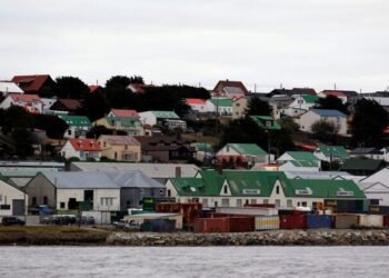 Tensión en Malvinas: isleños exigen nuevas restricciones para el ingreso de argentinos
