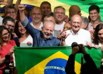 Colapso de los mercados brasileños tras la victoria de Lula